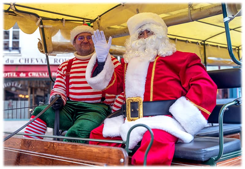 Promenade en calèche avec le Père Noël